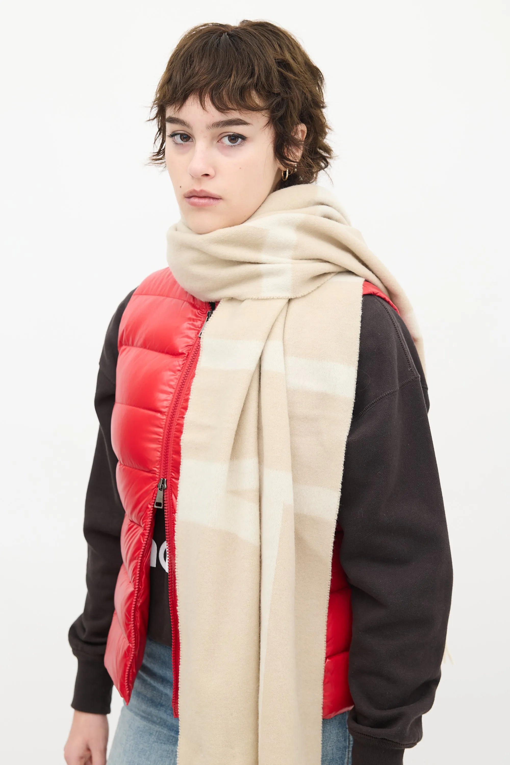 Beige Wool Intarsia Logo Fringe Scarf