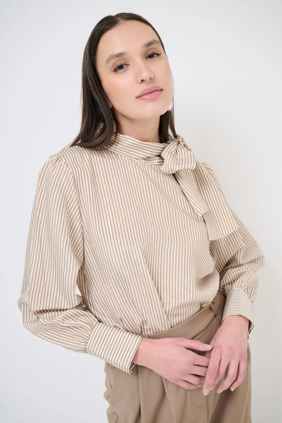 Bow-tie striped blouse with puff sleeves wholesale