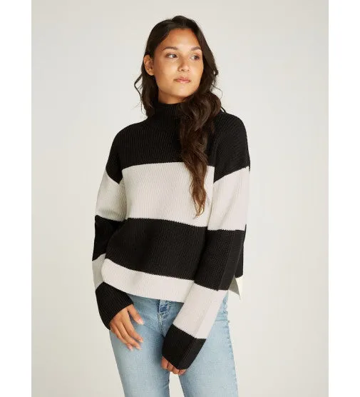Chunky Loose High Neck Sweater