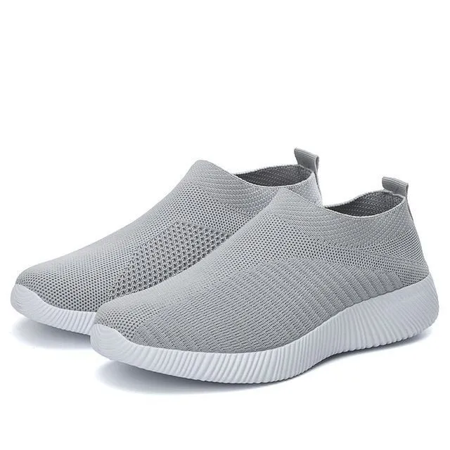 Cilool Women's Crystal Breathable Slip-On Walking Shoes