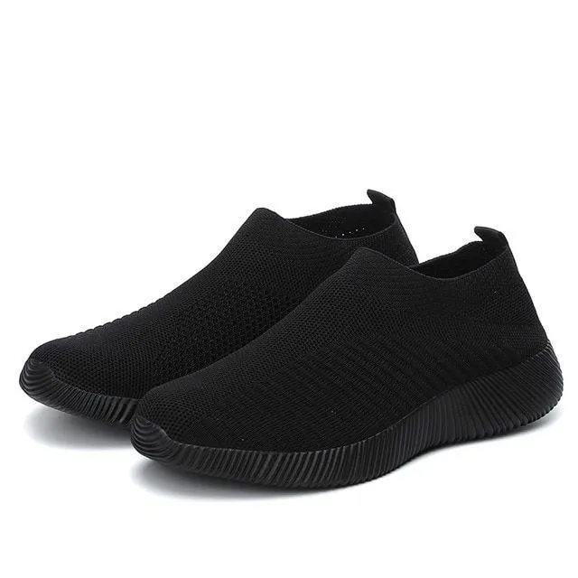Cilool Women's Crystal Breathable Slip-On Walking Shoes