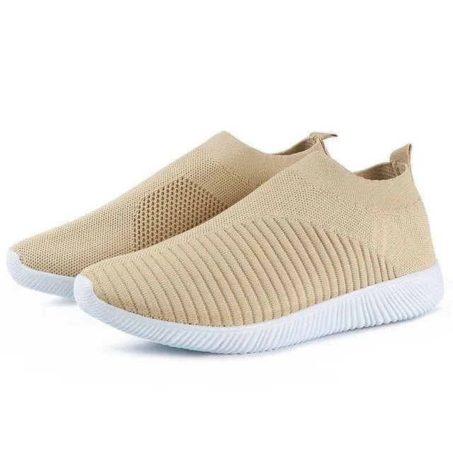 Cilool Women's Crystal Breathable Slip-On Walking Shoes