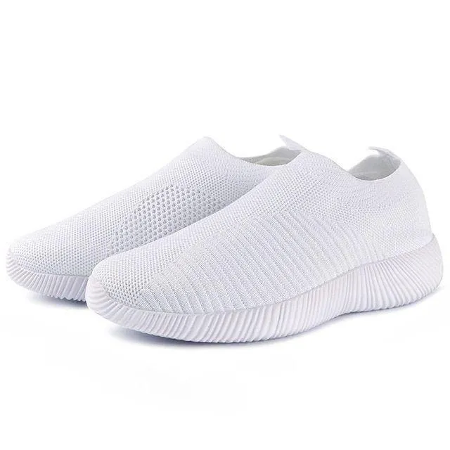 Cilool Women's Crystal Breathable Slip-On Walking Shoes