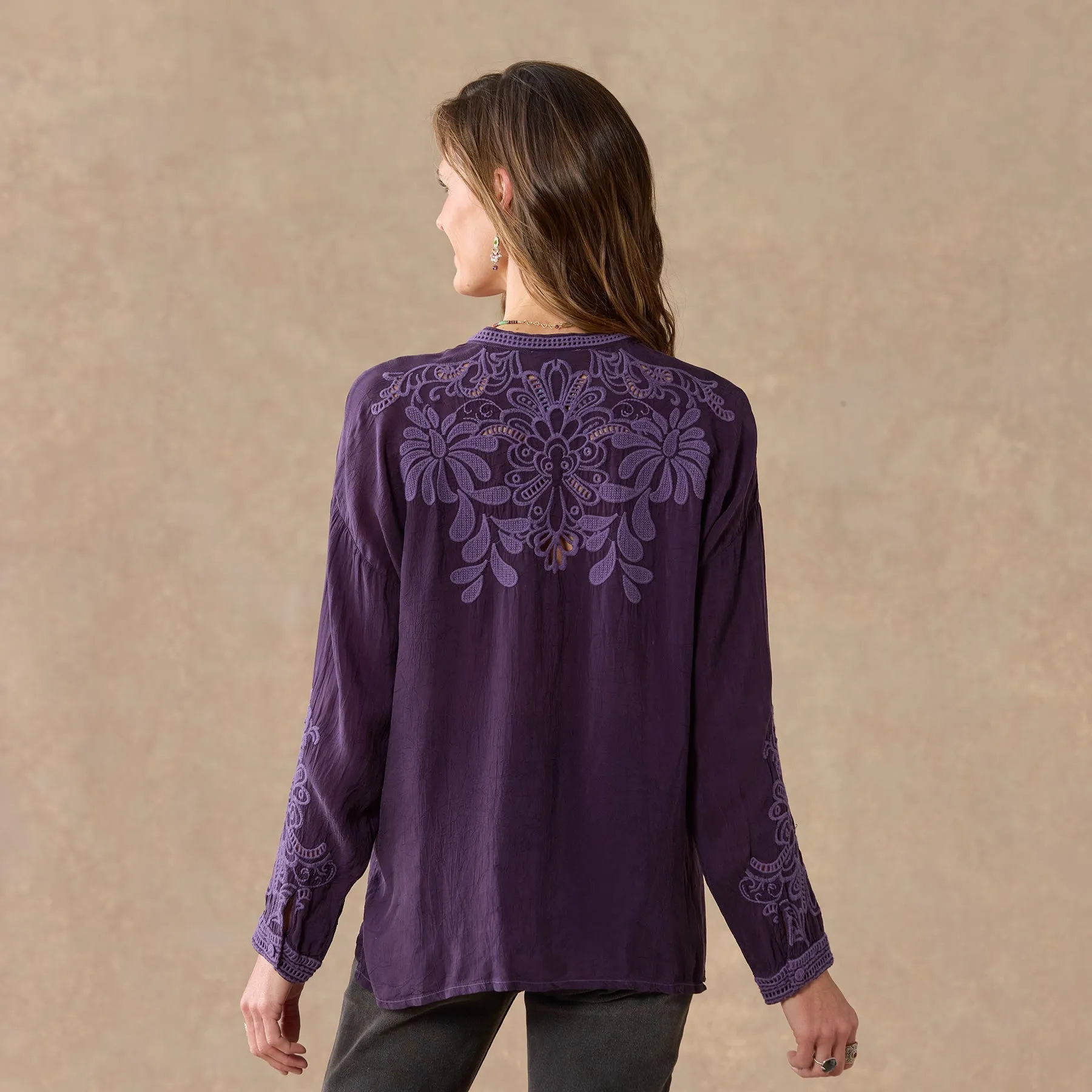 Elida Top