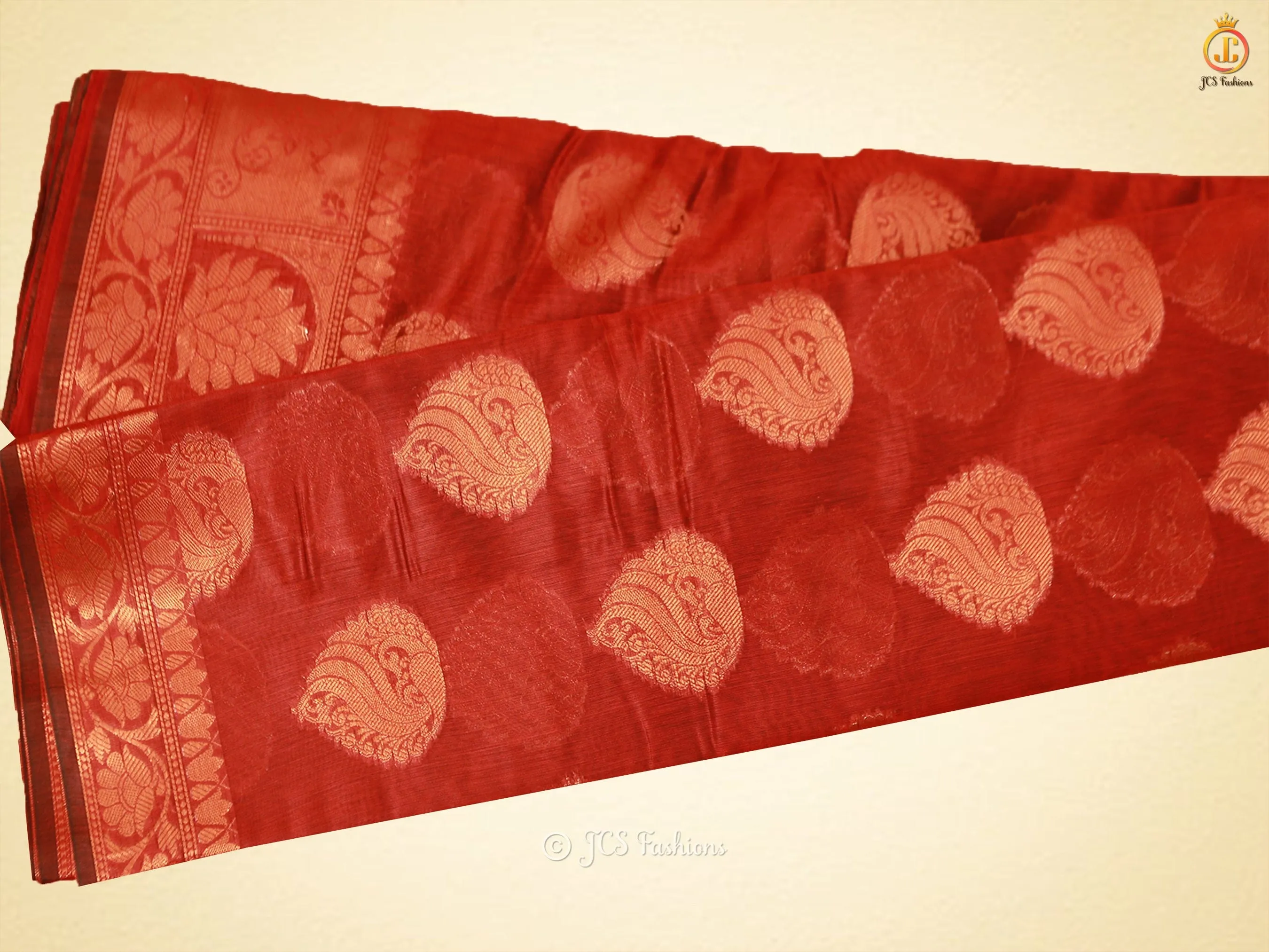 Graceful Soft Silk Cotton Saree With Brocade Blouse