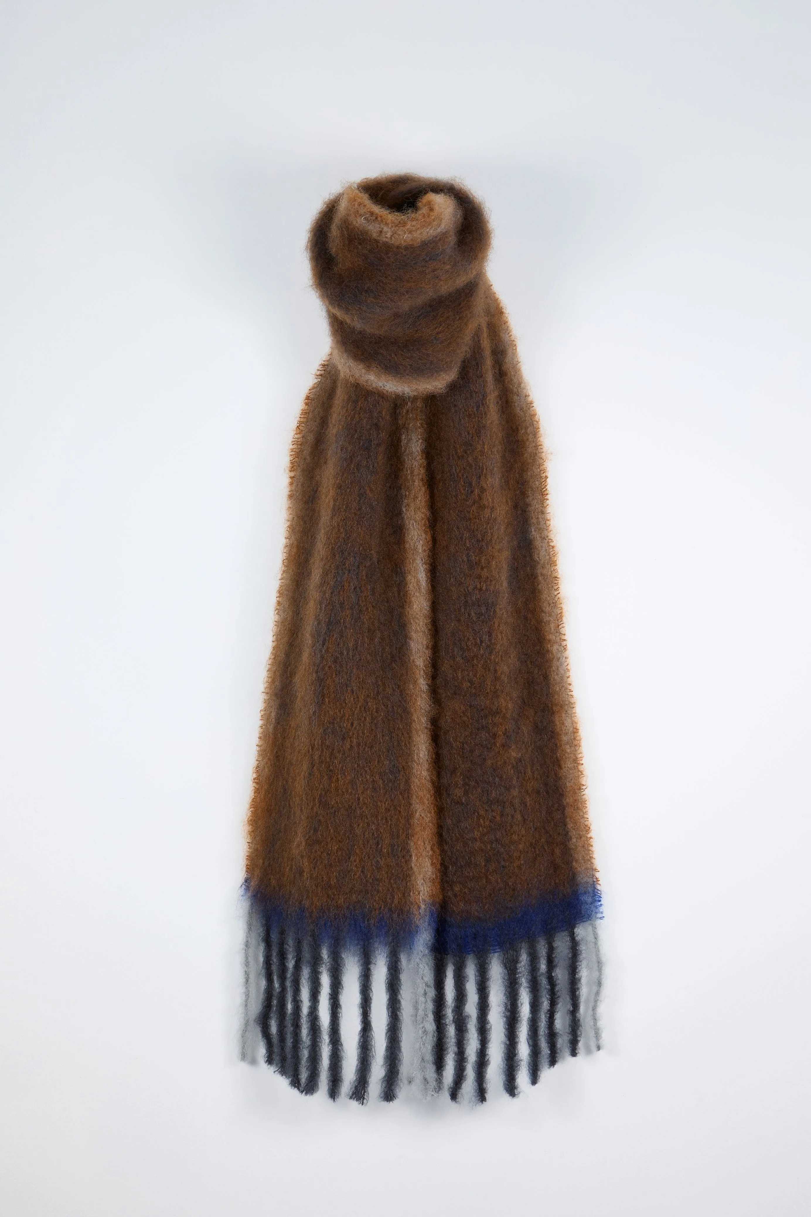 Mantas Ezcaray scarf (Mohair) - TW-1F