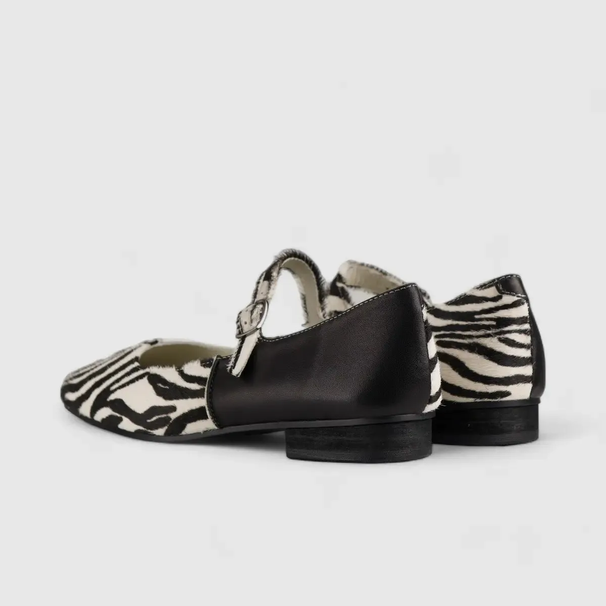 Morbido Comfort Zebra Print Leather Pump NSH231-15