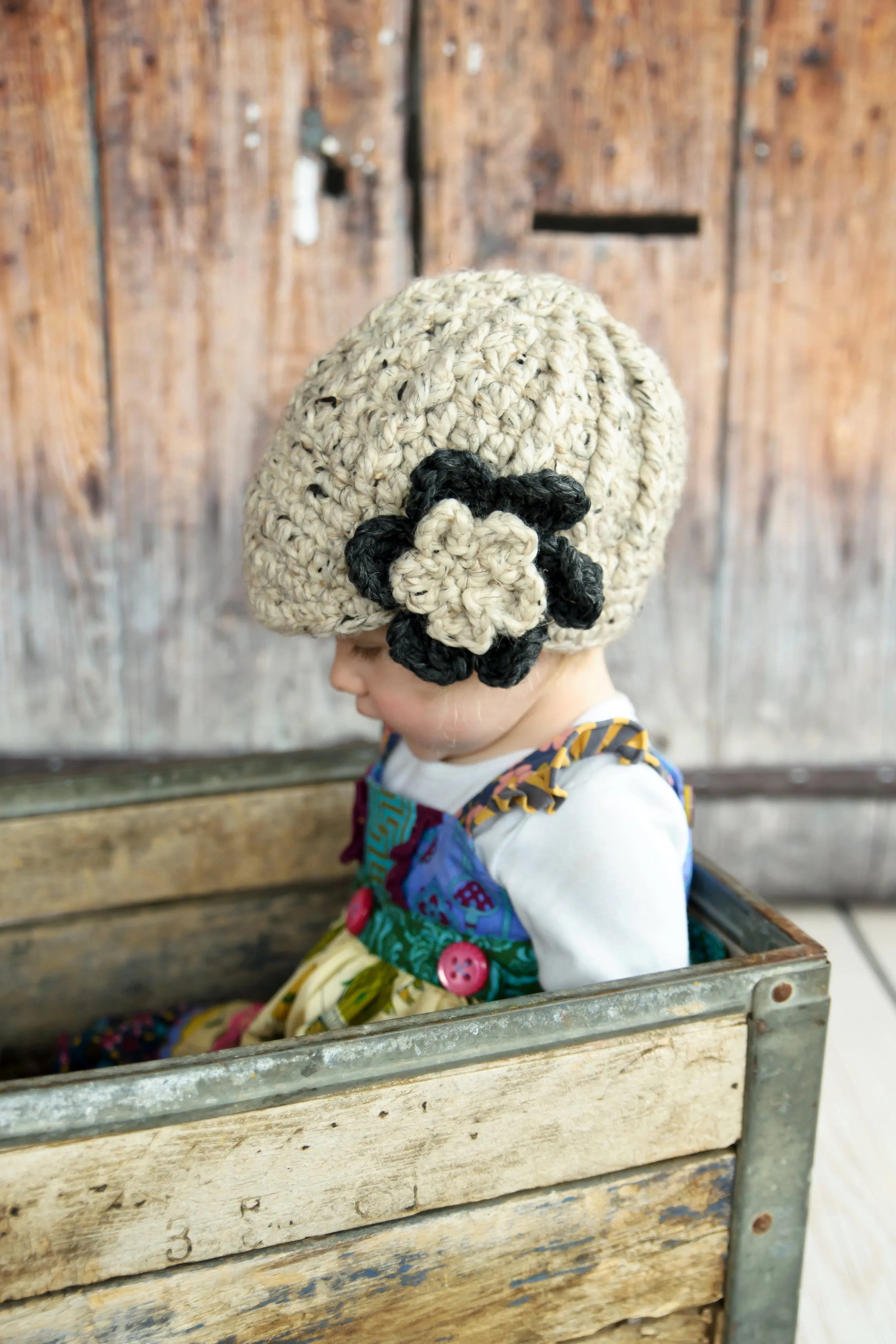 Oatmeal & charcoal gray flower beanie winter hat