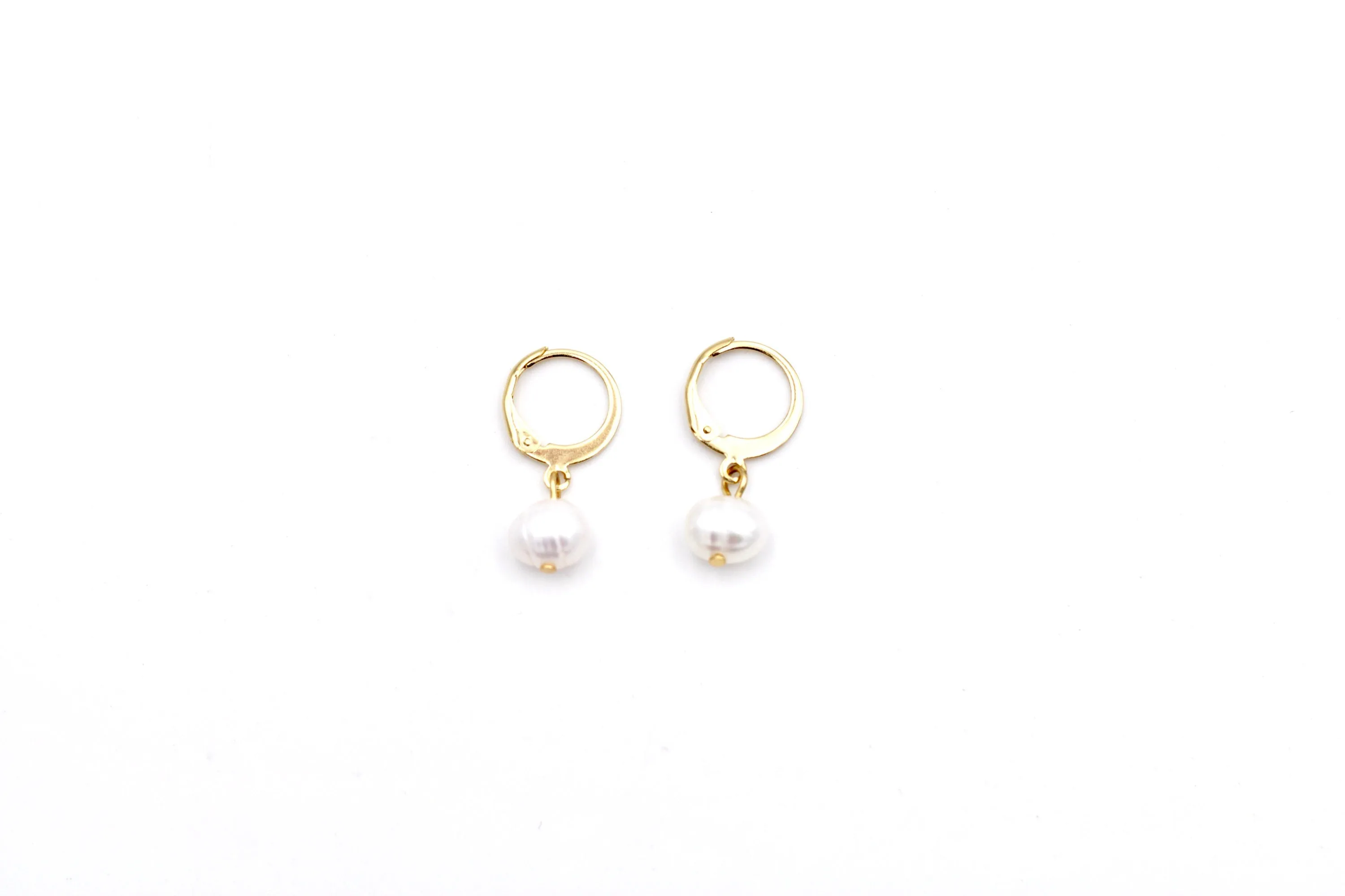 Pearl Leverback Earrings