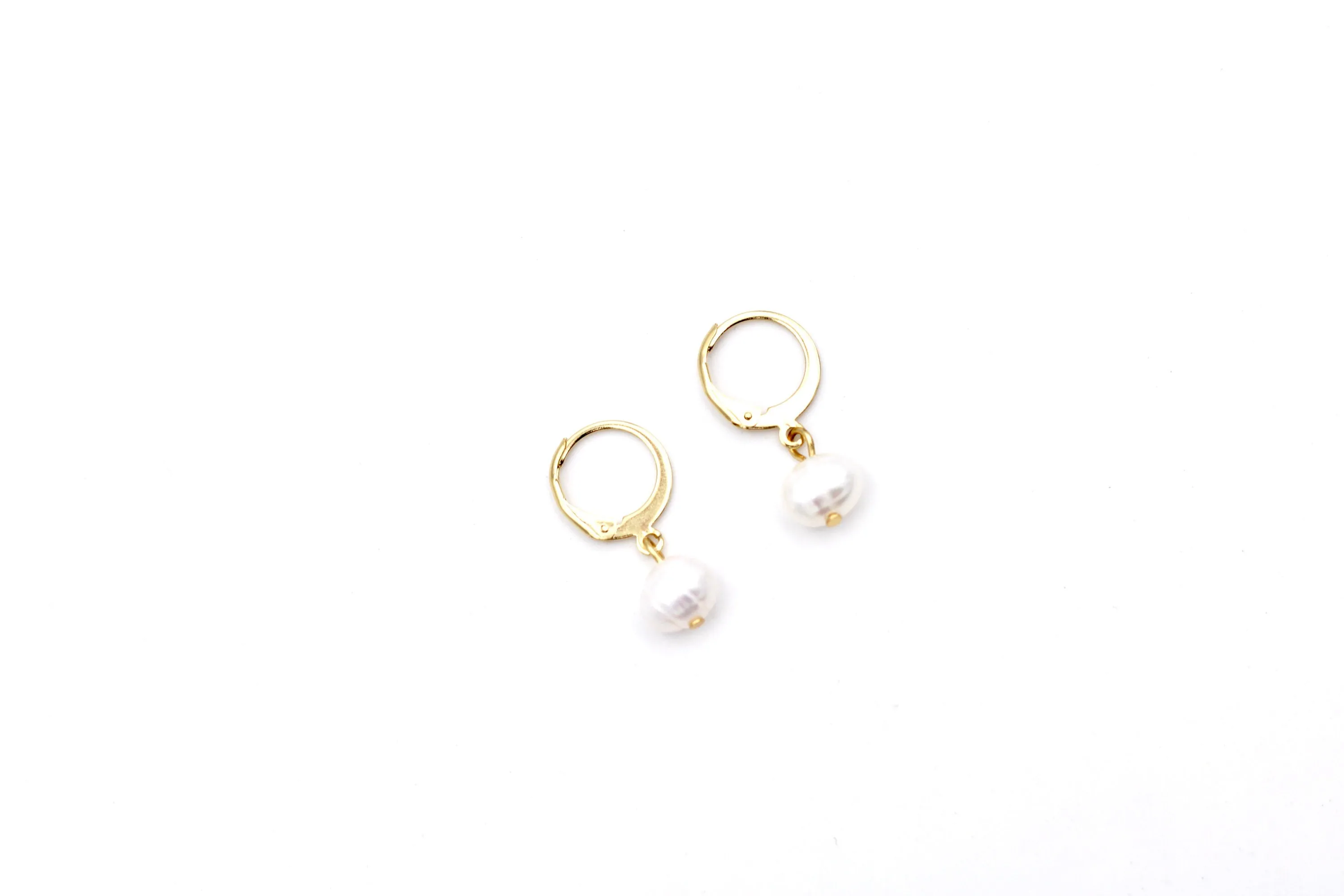Pearl Leverback Earrings
