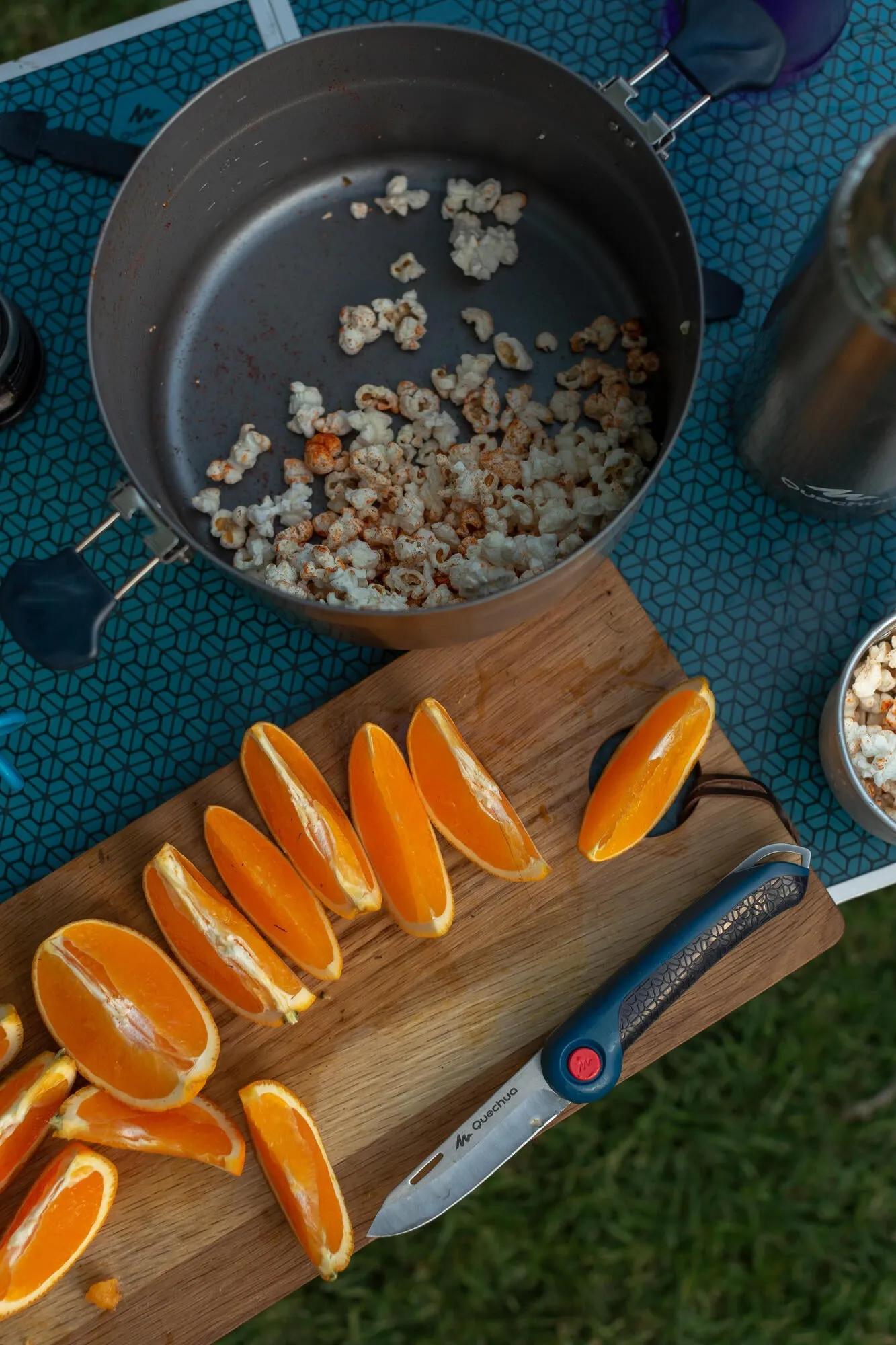 Quechua 500 Stainless Steel Non-Stick Camping Cookset  15-Piece for 2 People
