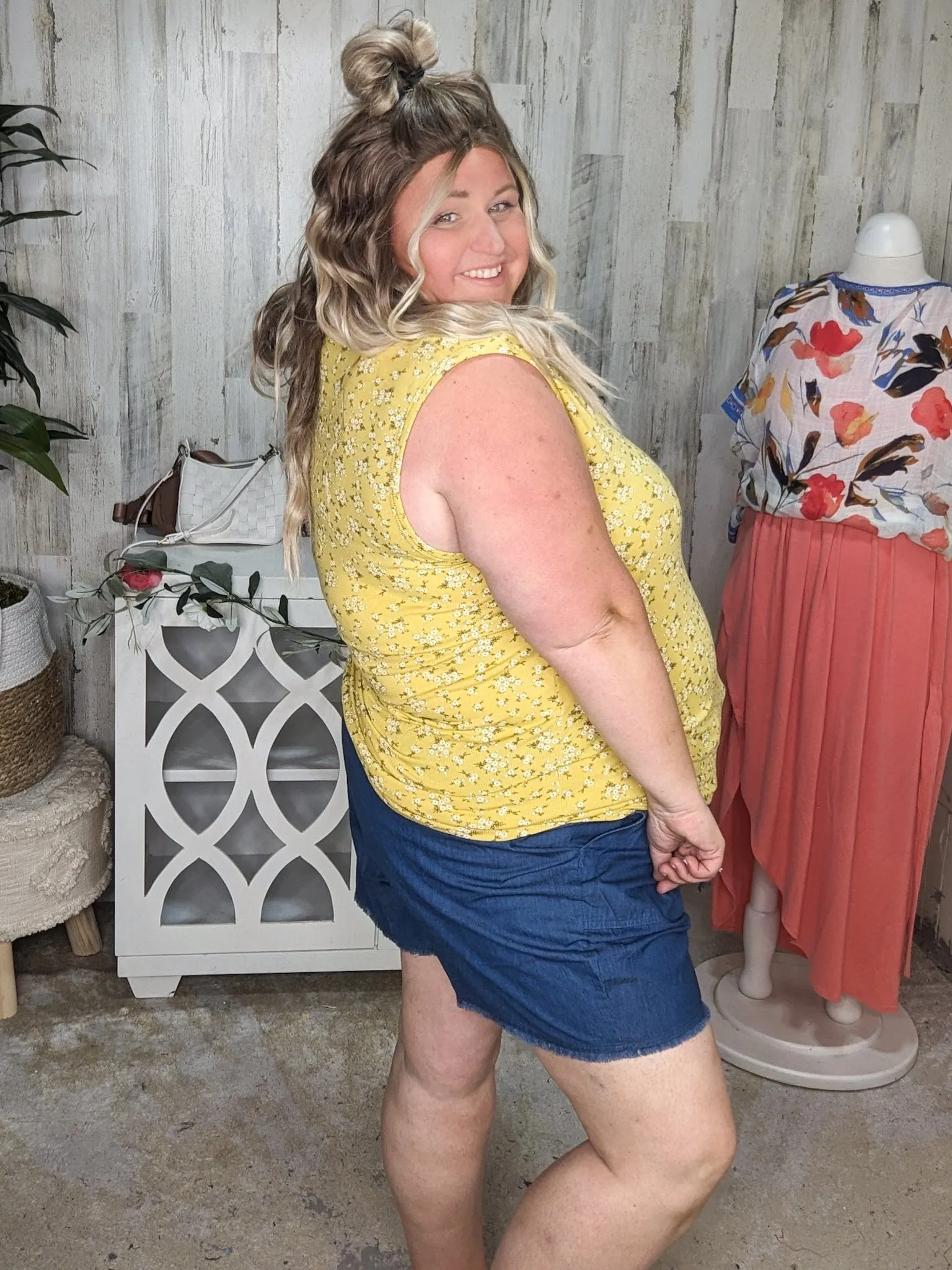SALE- RIBBED BUTTON FRONT HENLEY TANK- FLORALS