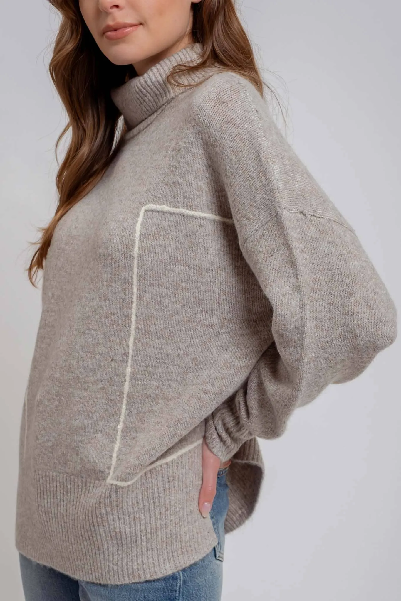 Turtleneck Contrast Line Knit Sweater