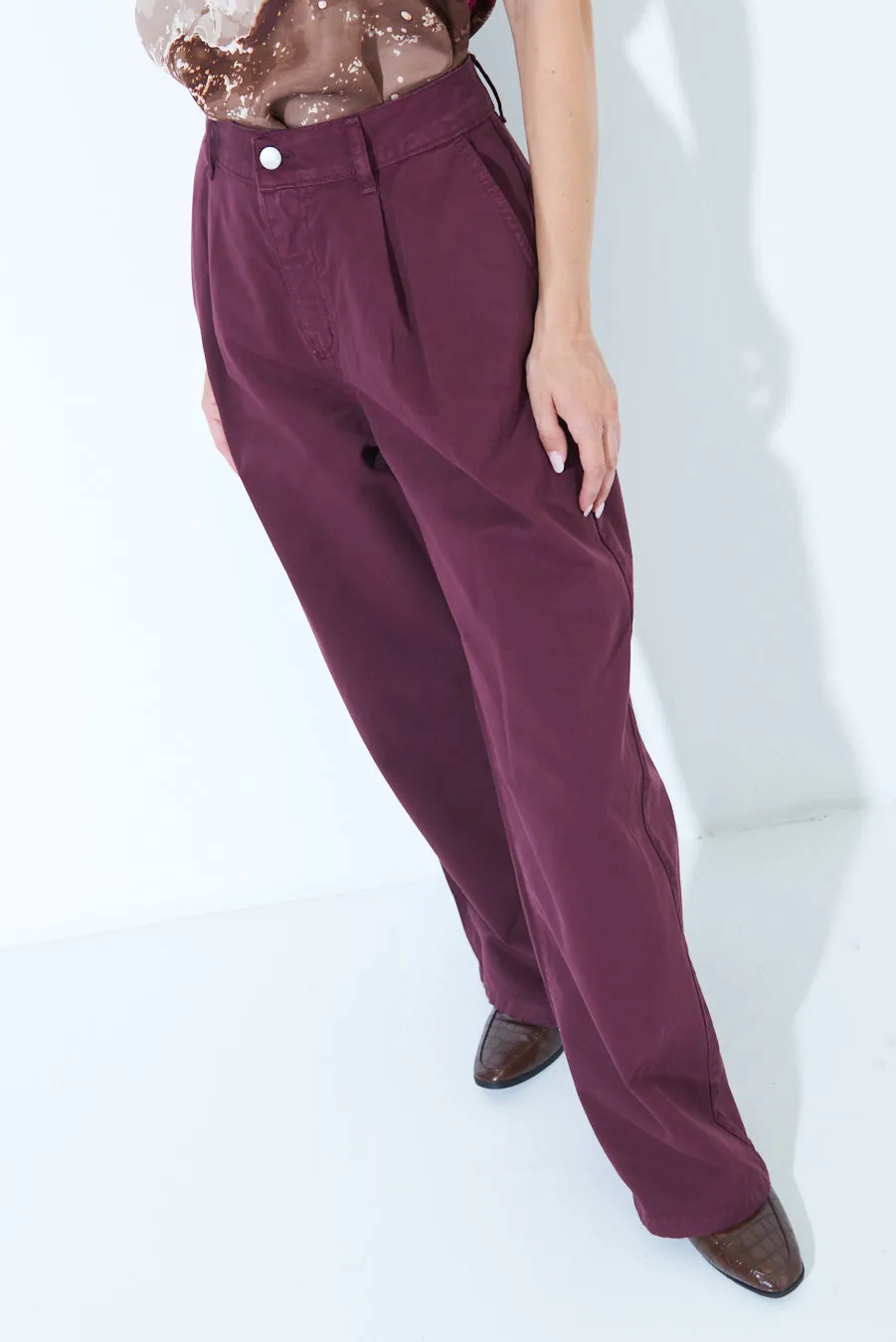 Wide-leg high-waisted trousers wholesale