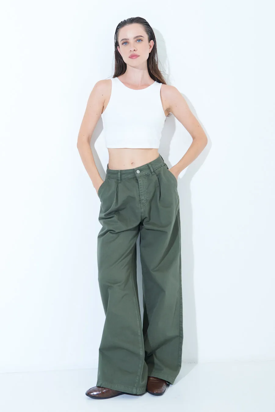 Wide-leg high-waisted trousers wholesale