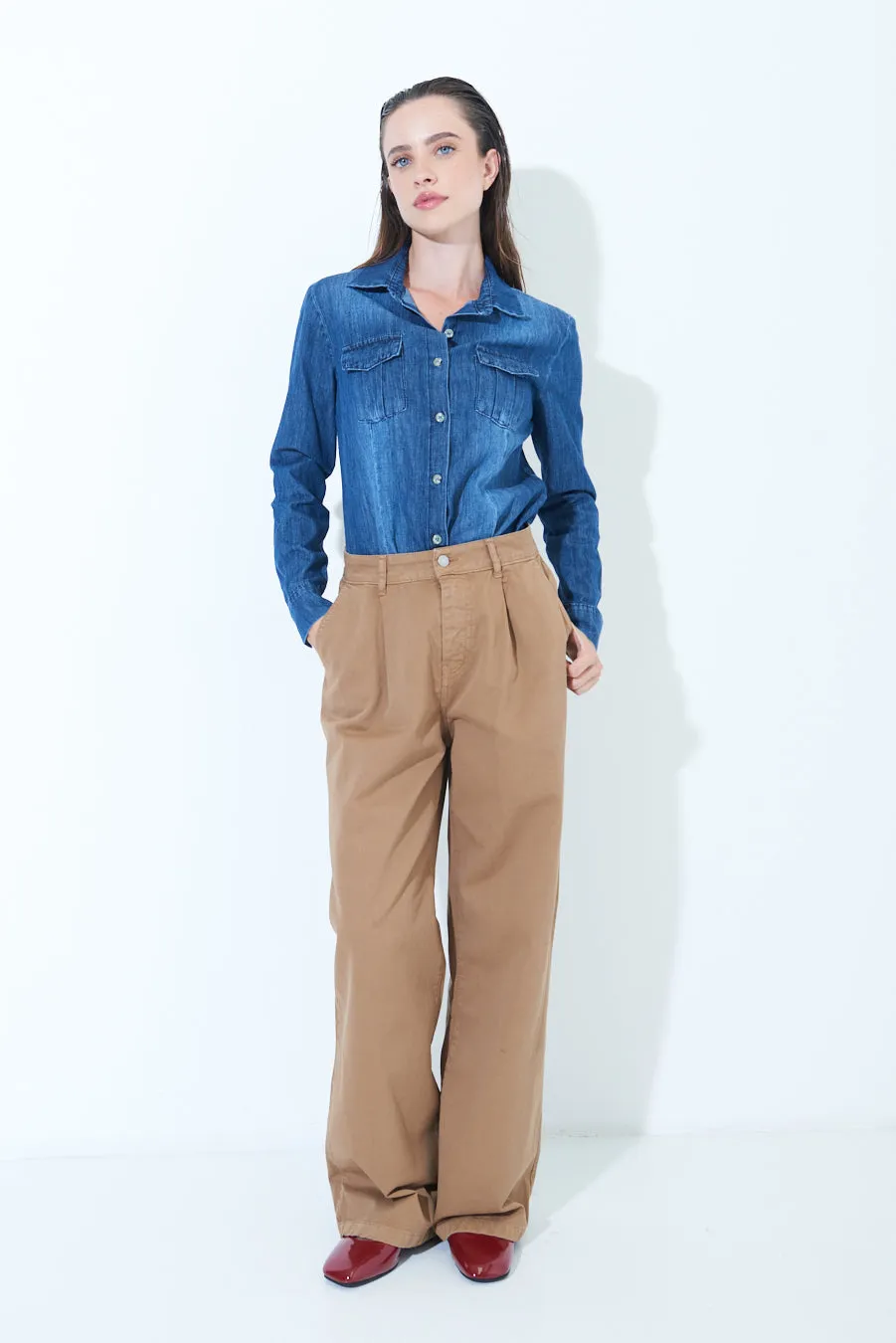 Wide-leg high-waisted trousers wholesale